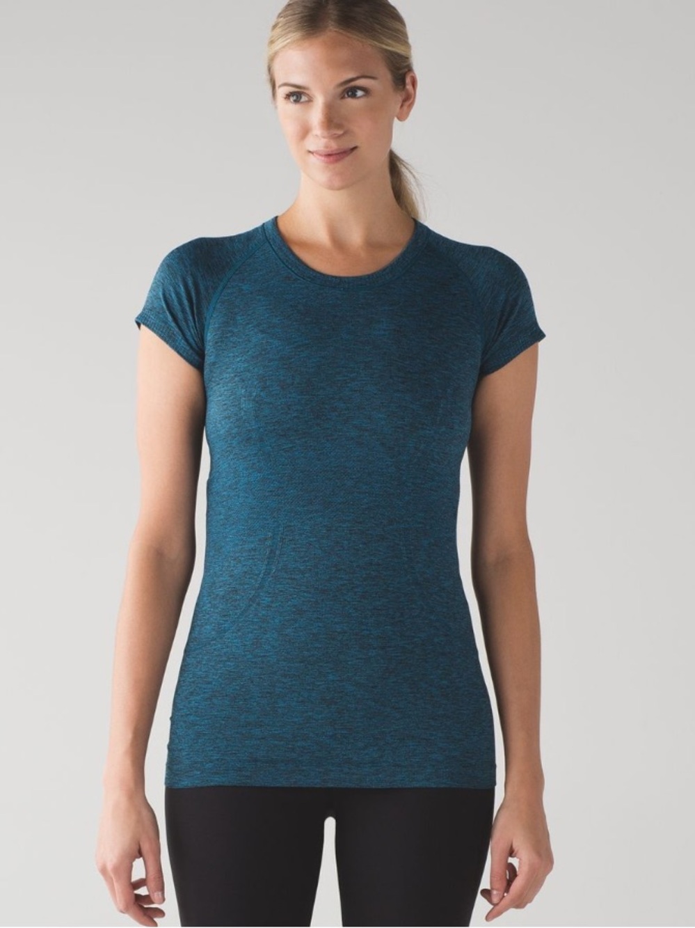 Lululemon Swiftly Tech Short Sleeve Crew Women’s Size 6